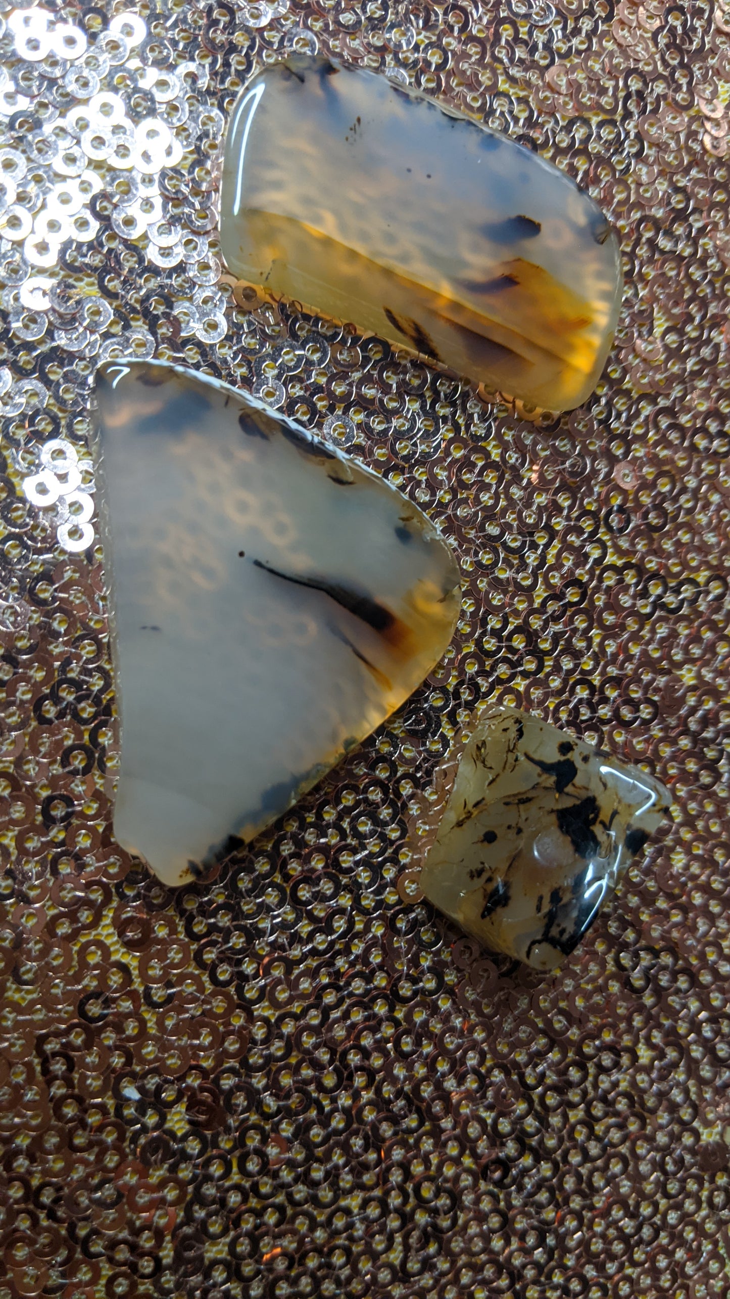 Clear Gold and Black Stripe Stone